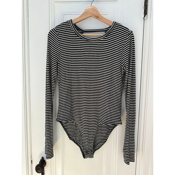 GAP Tops - GAP Black and white striped bodysuit
